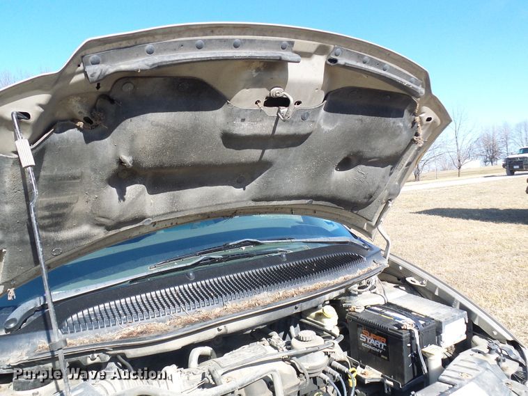 image for item DC2811 2005 Dodge Grand Caravan  van