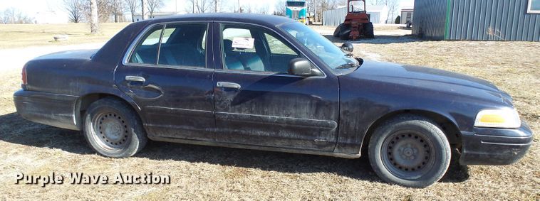 image for item DC2816 2001 Ford Crown Victoria Police Interceptor