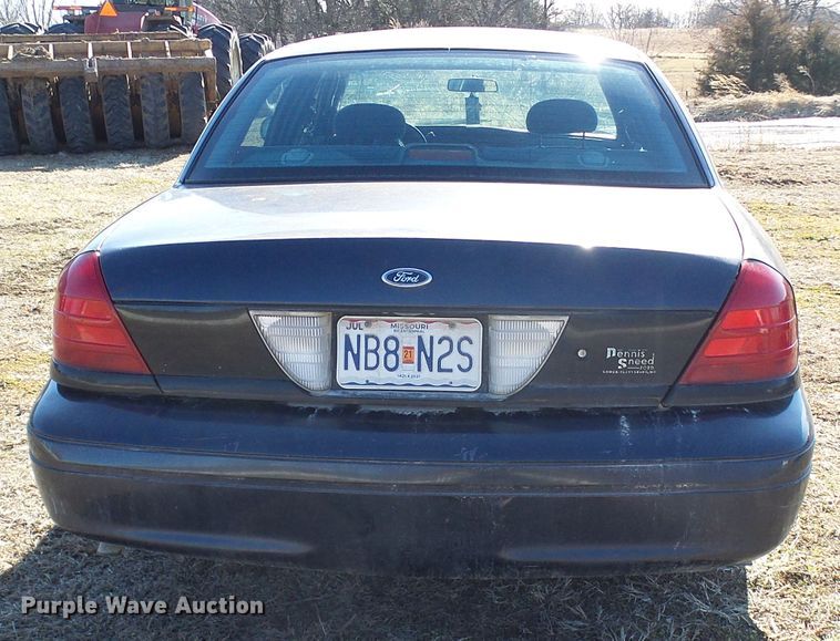 image for item DC2816 2001 Ford Crown Victoria Police Interceptor