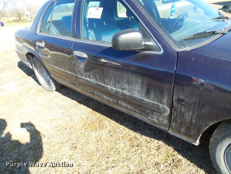 image for item DC2816 2001 Ford Crown Victoria Police Interceptor