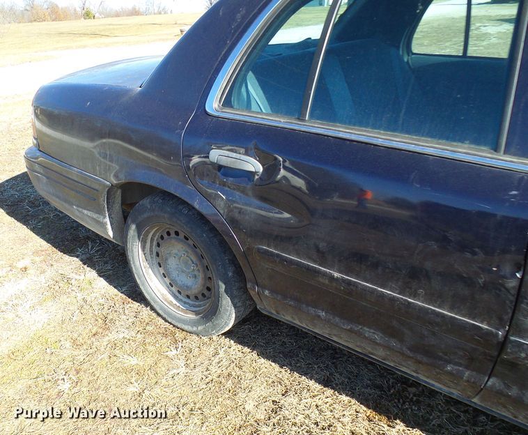 image for item DC2816 2001 Ford Crown Victoria Police Interceptor