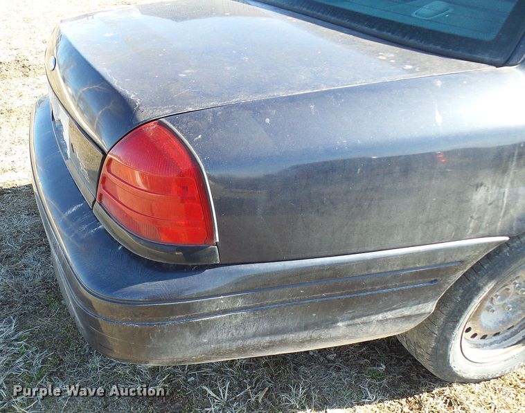 image for item DC2816 2001 Ford Crown Victoria Police Interceptor