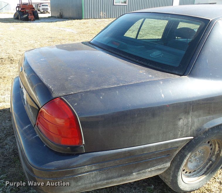 image for item DC2816 2001 Ford Crown Victoria Police Interceptor