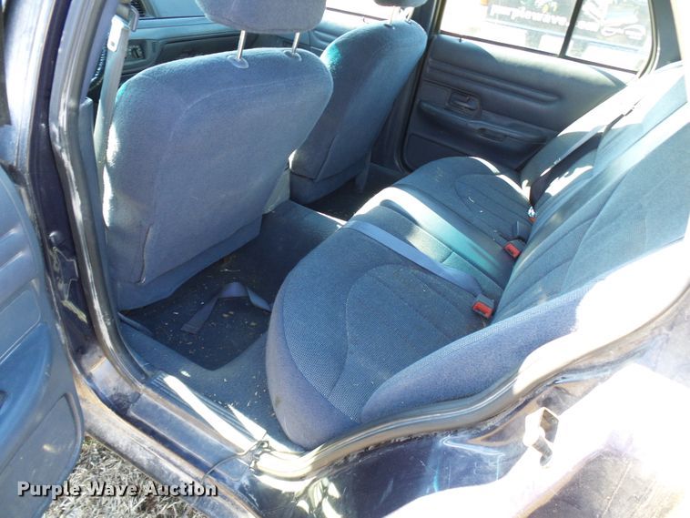 image for item DC2816 2001 Ford Crown Victoria Police Interceptor