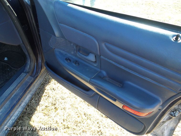 image for item DC2816 2001 Ford Crown Victoria Police Interceptor