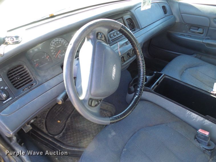 image for item DC2816 2001 Ford Crown Victoria Police Interceptor