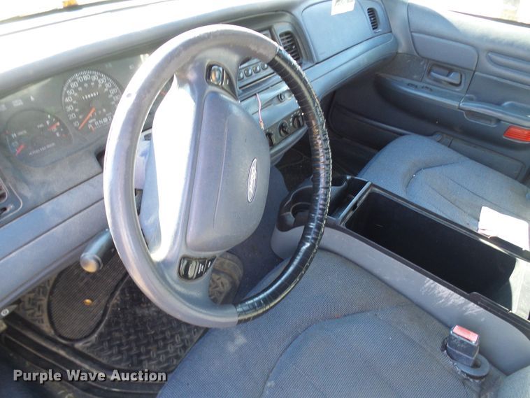 image for item DC2816 2001 Ford Crown Victoria Police Interceptor