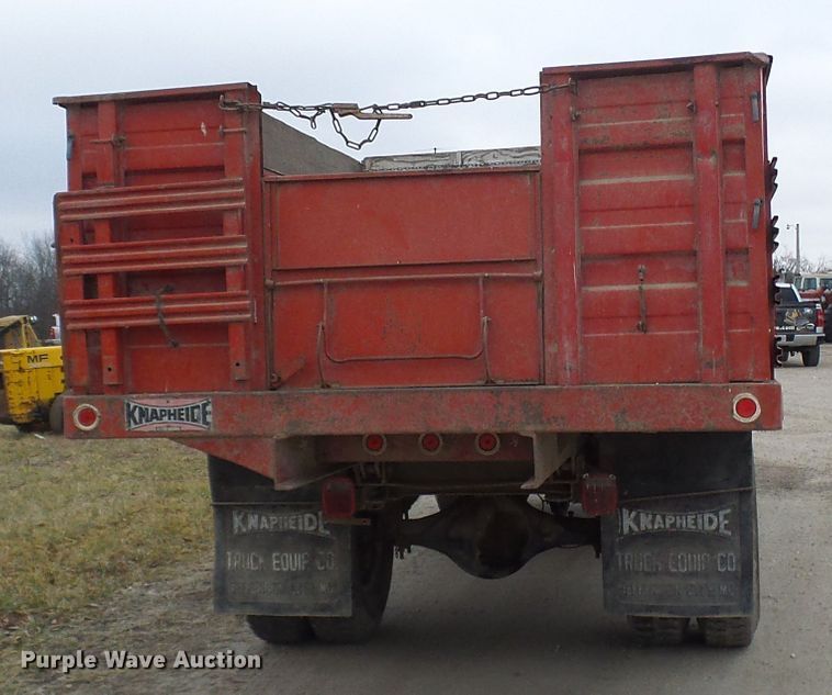 image for item DC2819 1971 Ford 600  grain truck