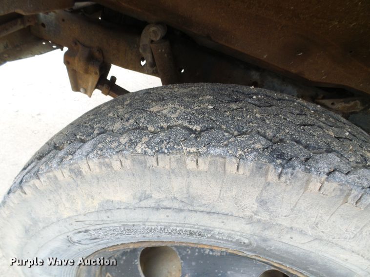 image for item DC2819 1971 Ford 600  grain truck