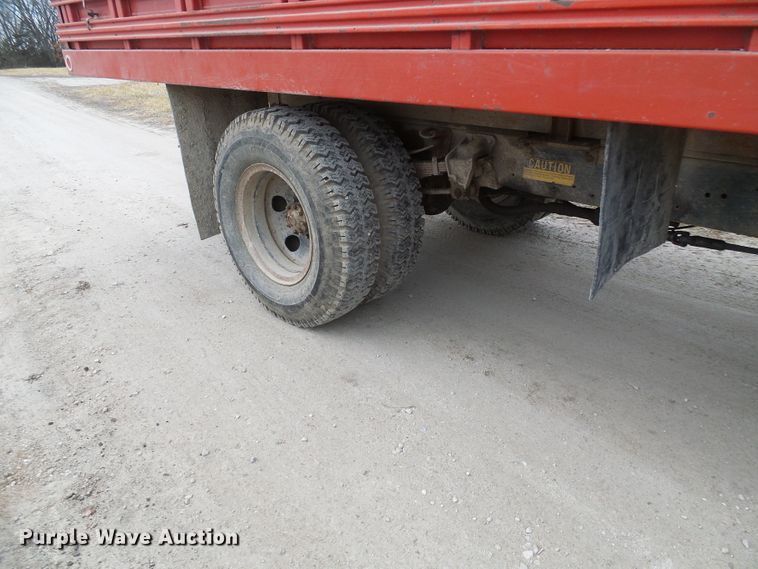 image for item DC2819 1971 Ford 600  grain truck