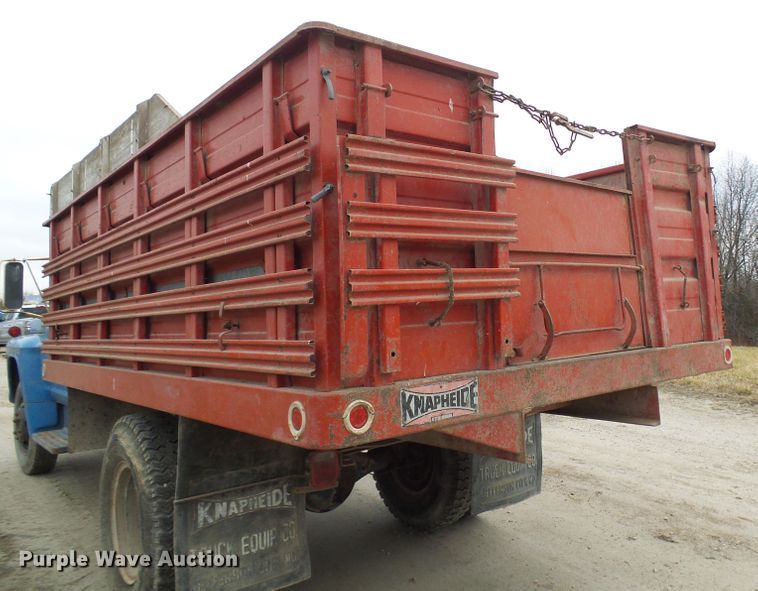 image for item DC2819 1971 Ford 600  grain truck