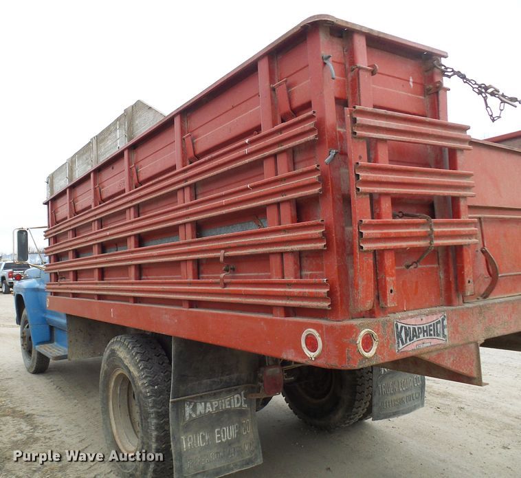 image for item DC2819 1971 Ford 600  grain truck