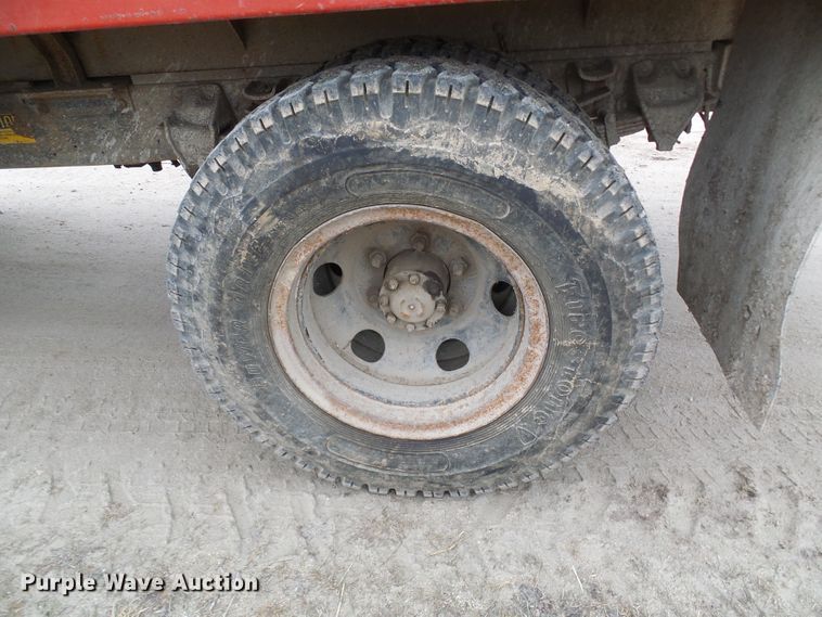 image for item DC2819 1971 Ford 600  grain truck