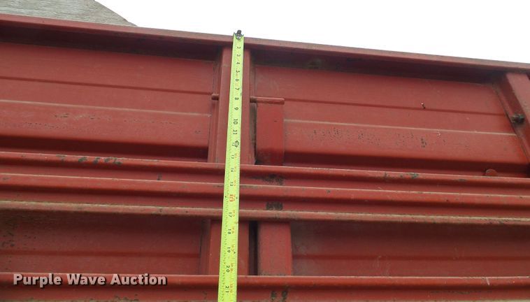 image for item DC2819 1971 Ford 600  grain truck