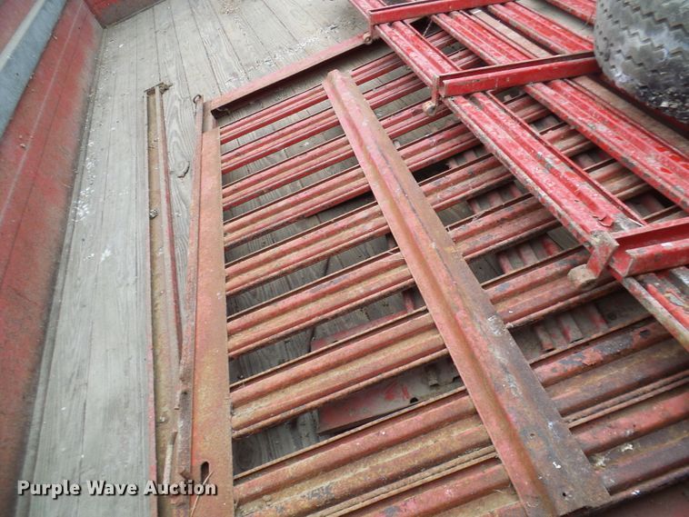 image for item DC2819 1971 Ford 600  grain truck