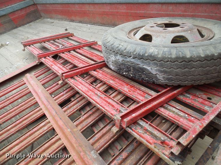 image for item DC2819 1971 Ford 600  grain truck