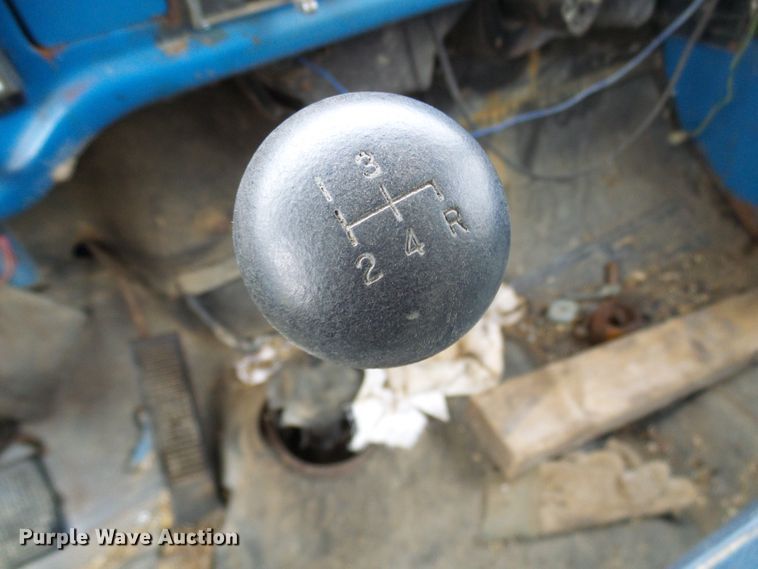 image for item DC2819 1971 Ford 600  grain truck