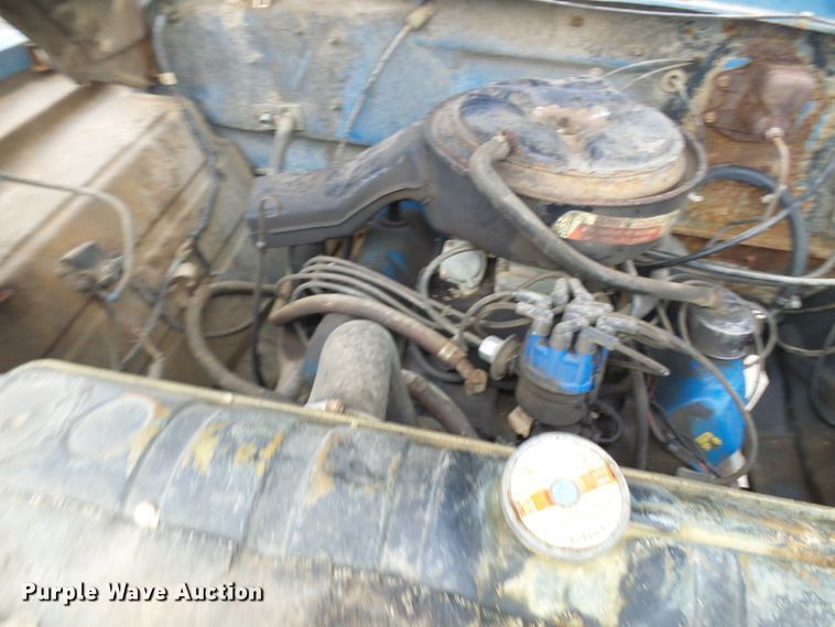 image for item DC2819 1971 Ford 600  grain truck