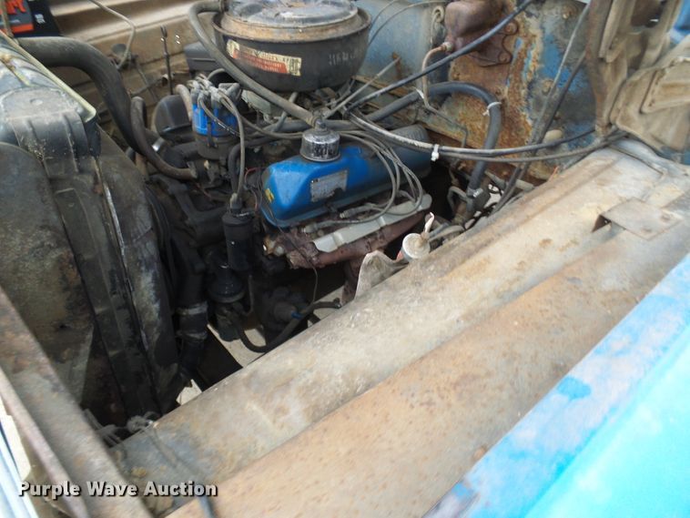 image for item DC2819 1971 Ford 600  grain truck