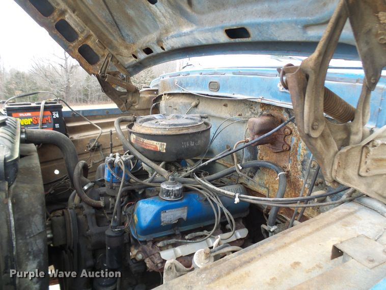 image for item DC2819 1971 Ford 600  grain truck