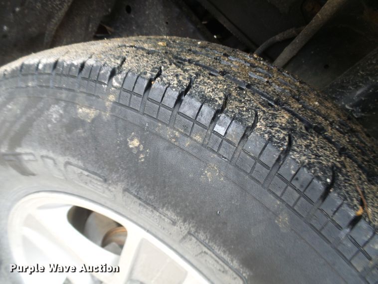 image for item DC2820 2001 Chevrolet Tracker SUV