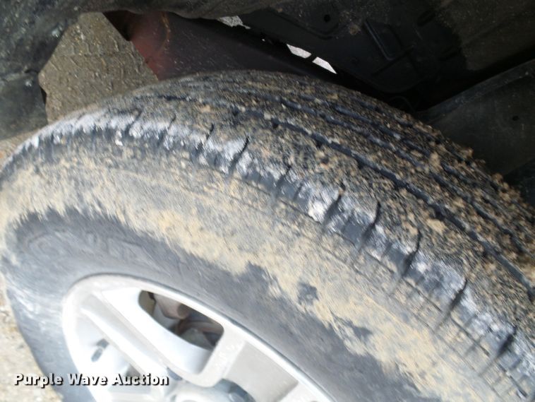 image for item DC2820 2001 Chevrolet Tracker SUV