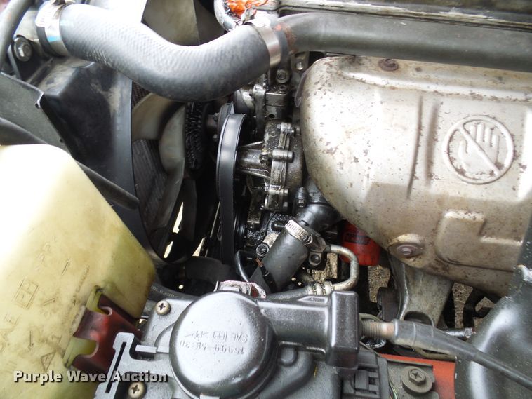 image for item DC2820 2001 Chevrolet Tracker SUV