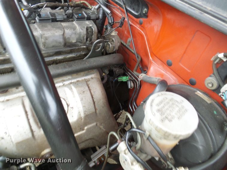 image for item DC2820 2001 Chevrolet Tracker SUV