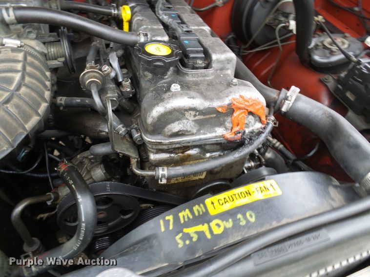 image for item DC2820 2001 Chevrolet Tracker SUV