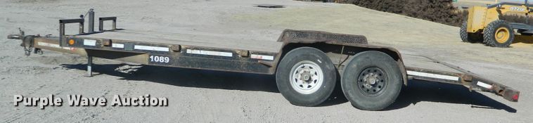 image for item DF4646 2002 Eagle utility trailer