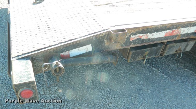 image for item DF4646 2002 Eagle utility trailer