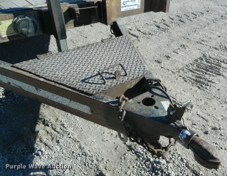 image for item DF4646 2002 Eagle utility trailer