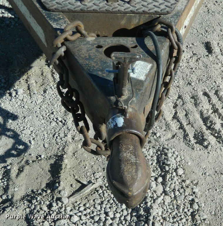 image for item DF4646 2002 Eagle utility trailer