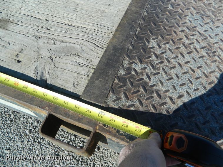 image for item DF4646 2002 Eagle utility trailer