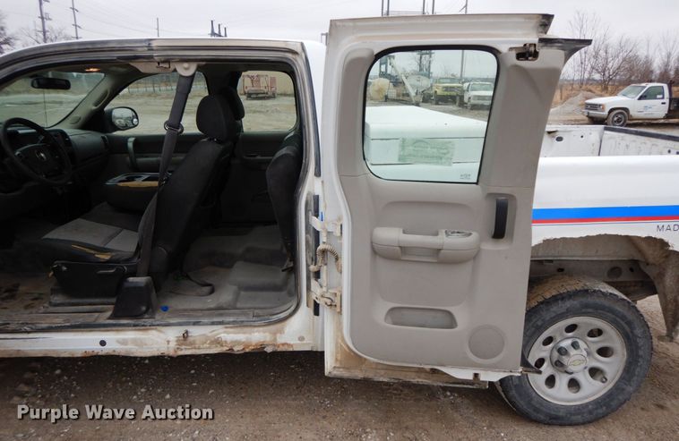 image for item DF6345 2008 Chevrolet Silverado 1500  Ext. Cab pickup truck