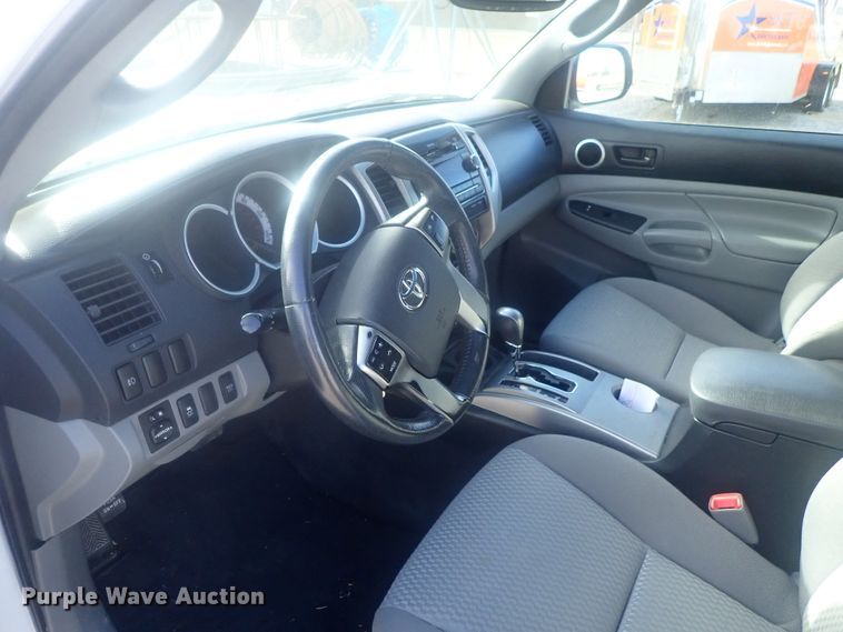 image for item DG2980 2012 Toyota Tacoma  Double Cab pickup truck