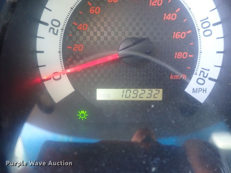 image for item DG2980 2012 Toyota Tacoma  Double Cab pickup truck