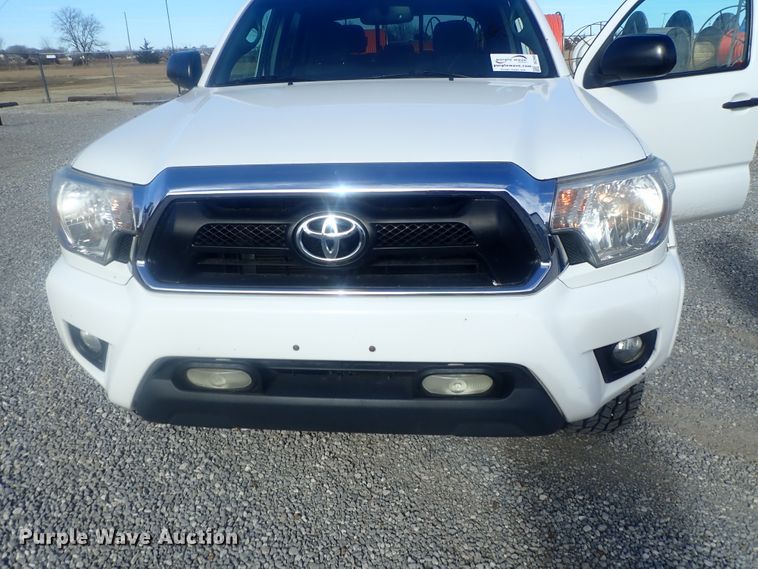 image for item DG2980 2012 Toyota Tacoma  Double Cab pickup truck