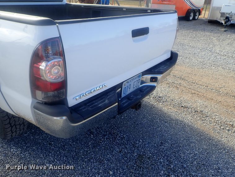 image for item DG2980 2012 Toyota Tacoma  Double Cab pickup truck