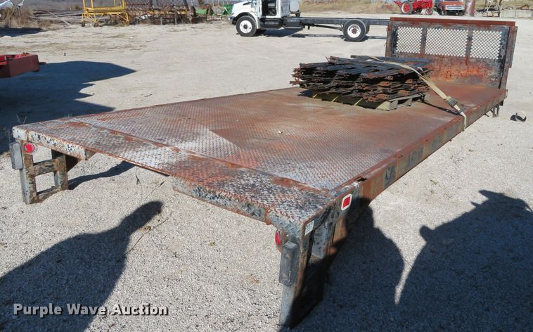 image for item DH0604 Knapheide PVMXT-223C flatbed