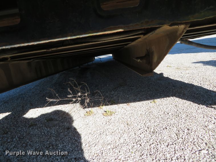 image for item DH0604 Knapheide PVMXT-223C flatbed