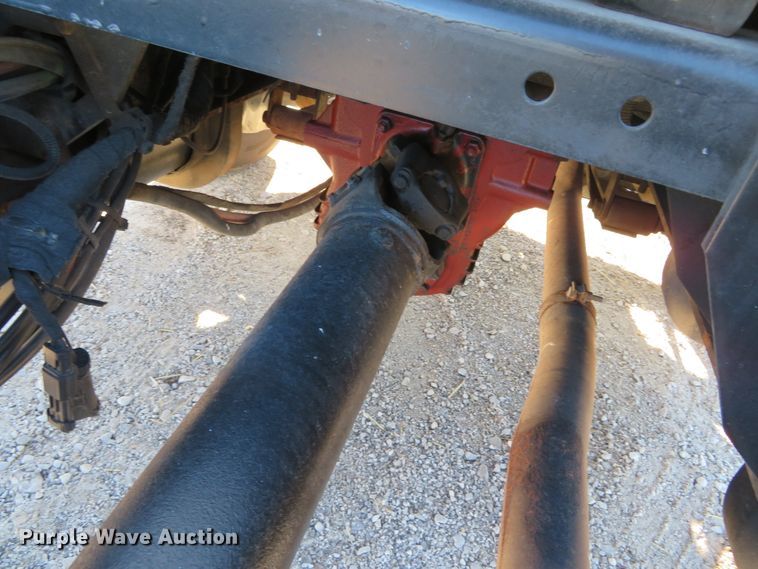 image for item DH0608 2007 International 4300  truck cab and chassis