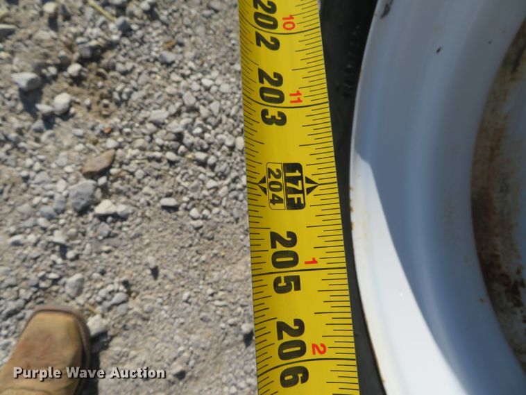 image for item DH0608 2007 International 4300  truck cab and chassis