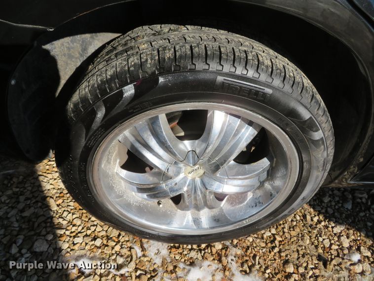 image for item DH0647 2007 Chrysler 300 Touring  limousine