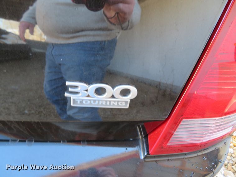 image for item DH0647 2007 Chrysler 300 Touring  limousine