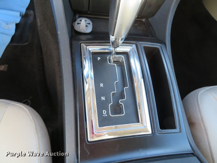 image for item DH0647 2007 Chrysler 300 Touring  limousine