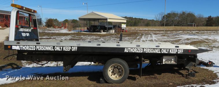 image for item DH0652 Chevron rollback bed