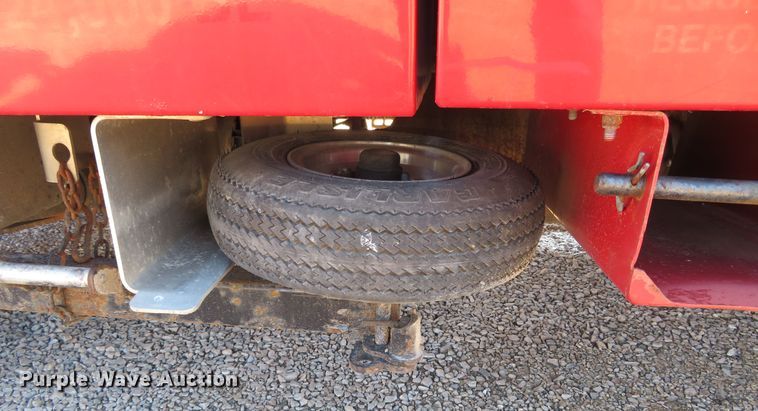 image for item DH0654 2011 International DuraStar 4300  tow truck