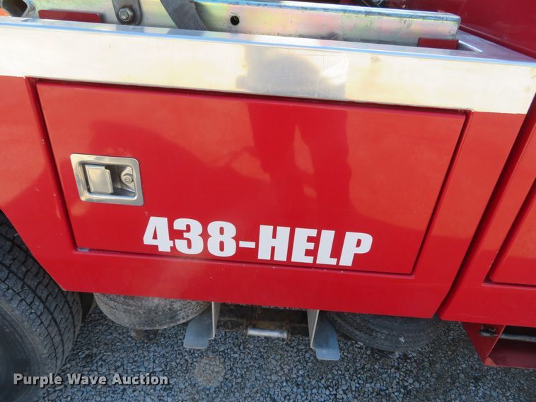 image for item DH0654 2011 International DuraStar 4300  tow truck