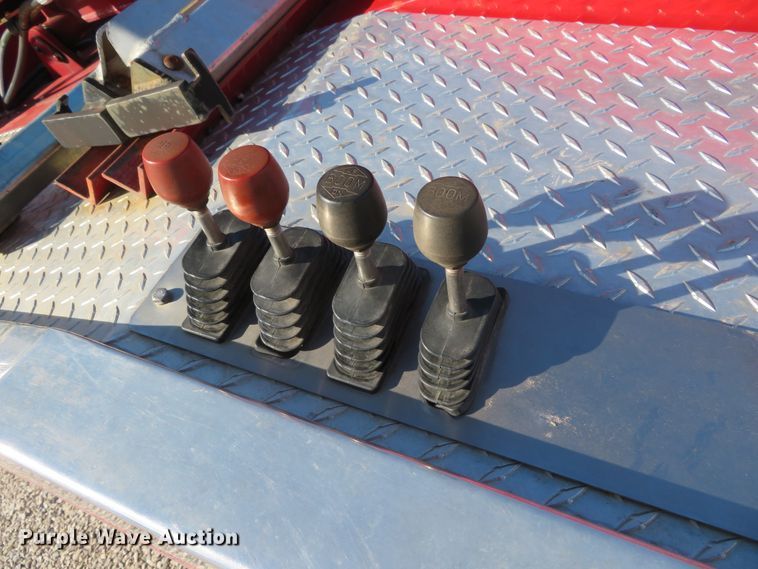 image for item DH0654 2011 International DuraStar 4300  tow truck